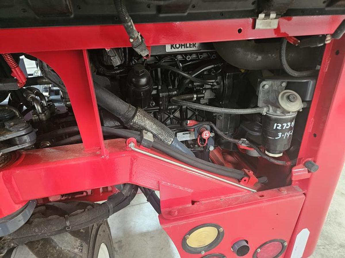 Used 2015 Moffett M8 55.3