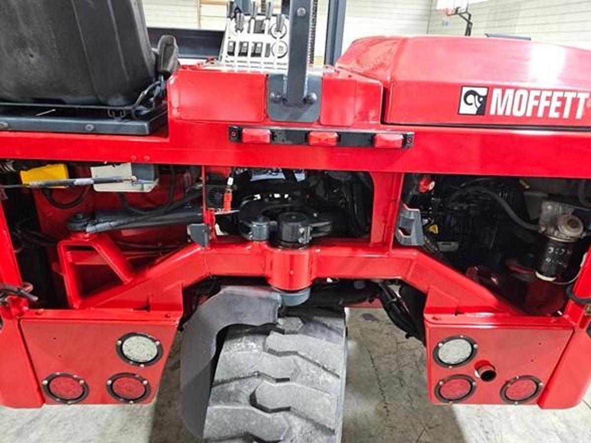 Used 2015 Moffett M8 55.4  4 Way