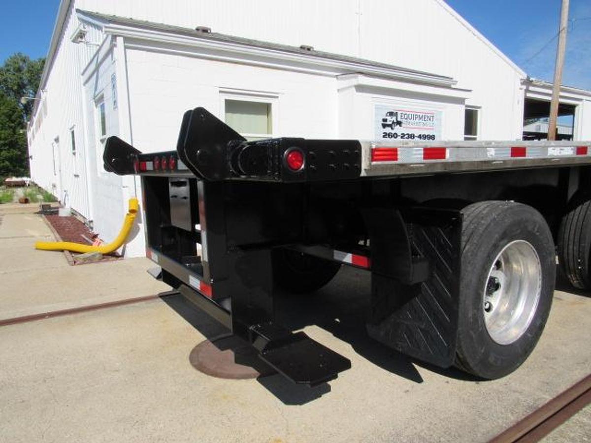 Used 2015 Great Dane Trailers 48 X 102 Aluminum Combo Flatbed Moffett Trailer