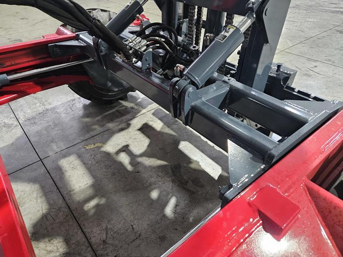 Used 2012 Moffett M70