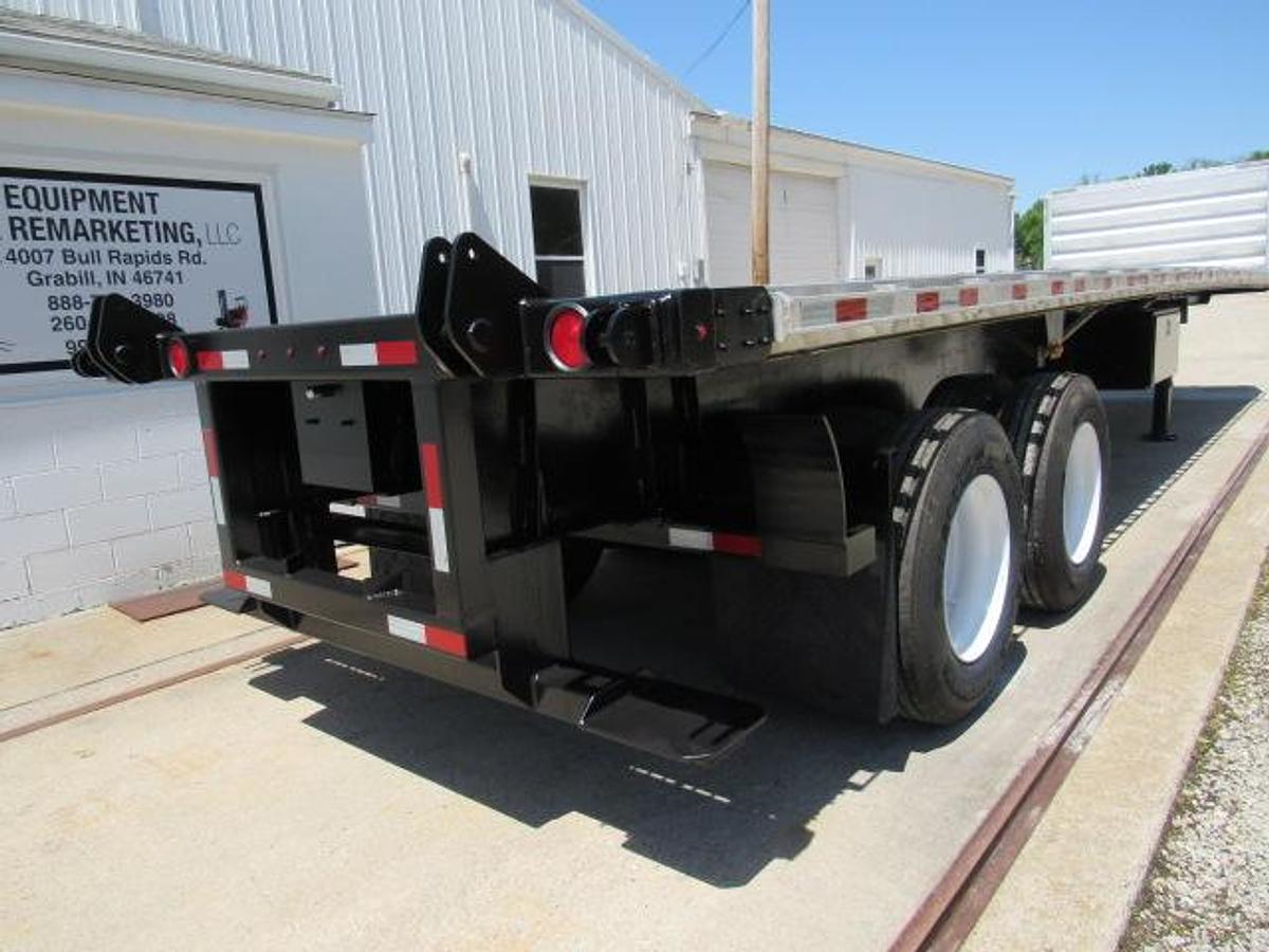 Used 2014 Great Dane Trailers 36' 6" X 102" Aluminum Combo Flatbed Moffett Trailer