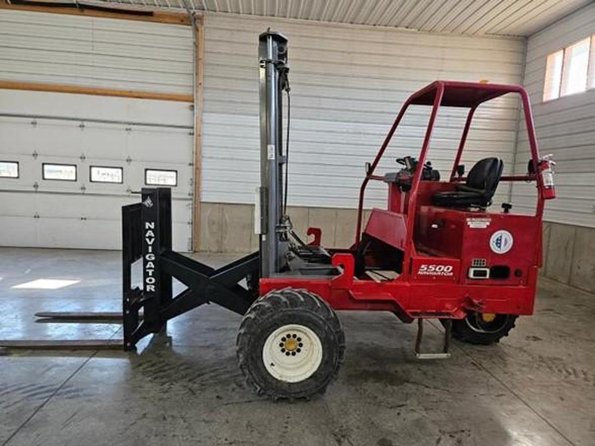 Used 2017 Navigator RT-5500 Truck Mounted Forklift