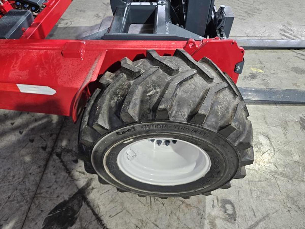 Used 2012 Moffett M70