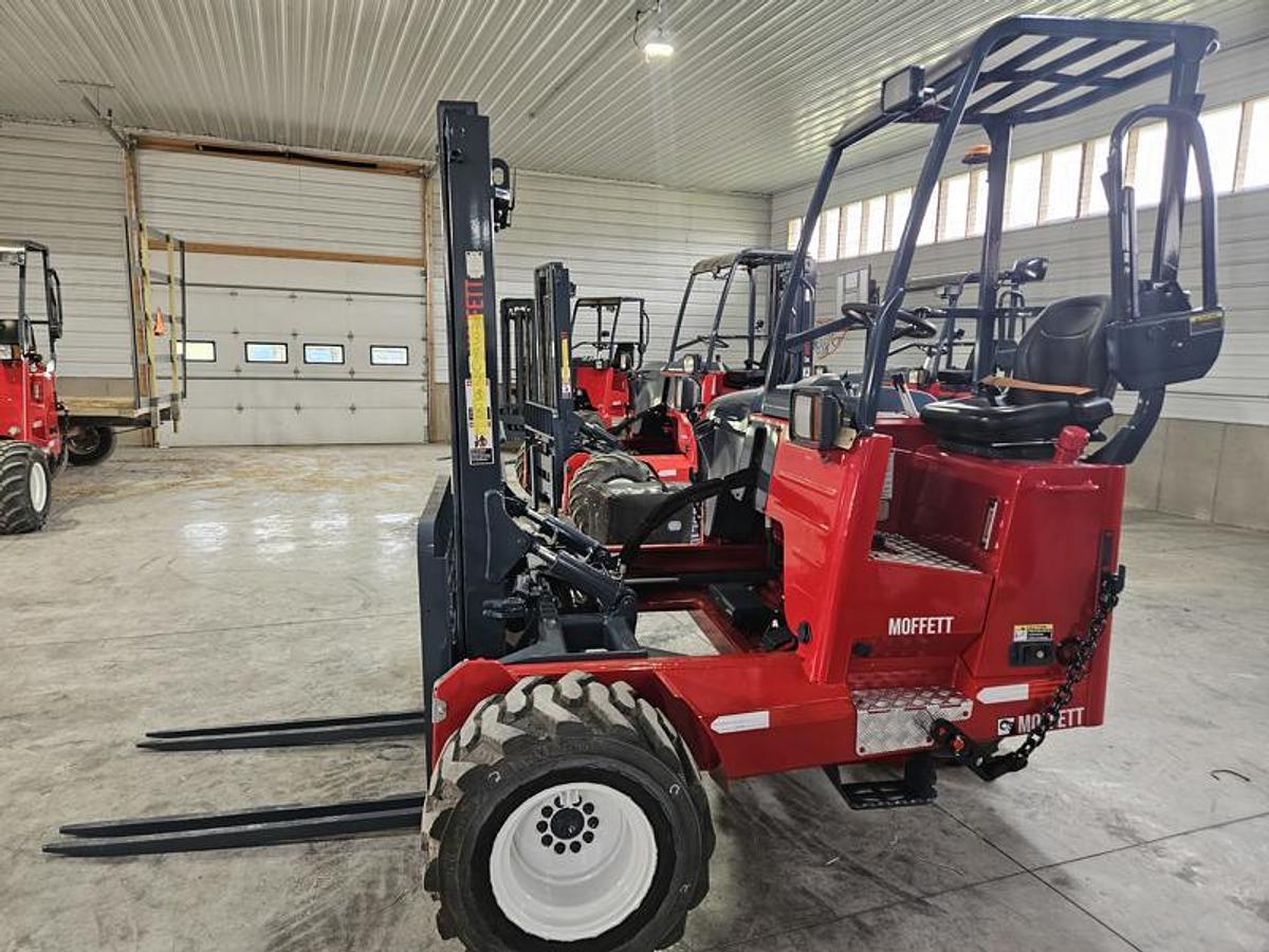 Used 2014 Moffett M55