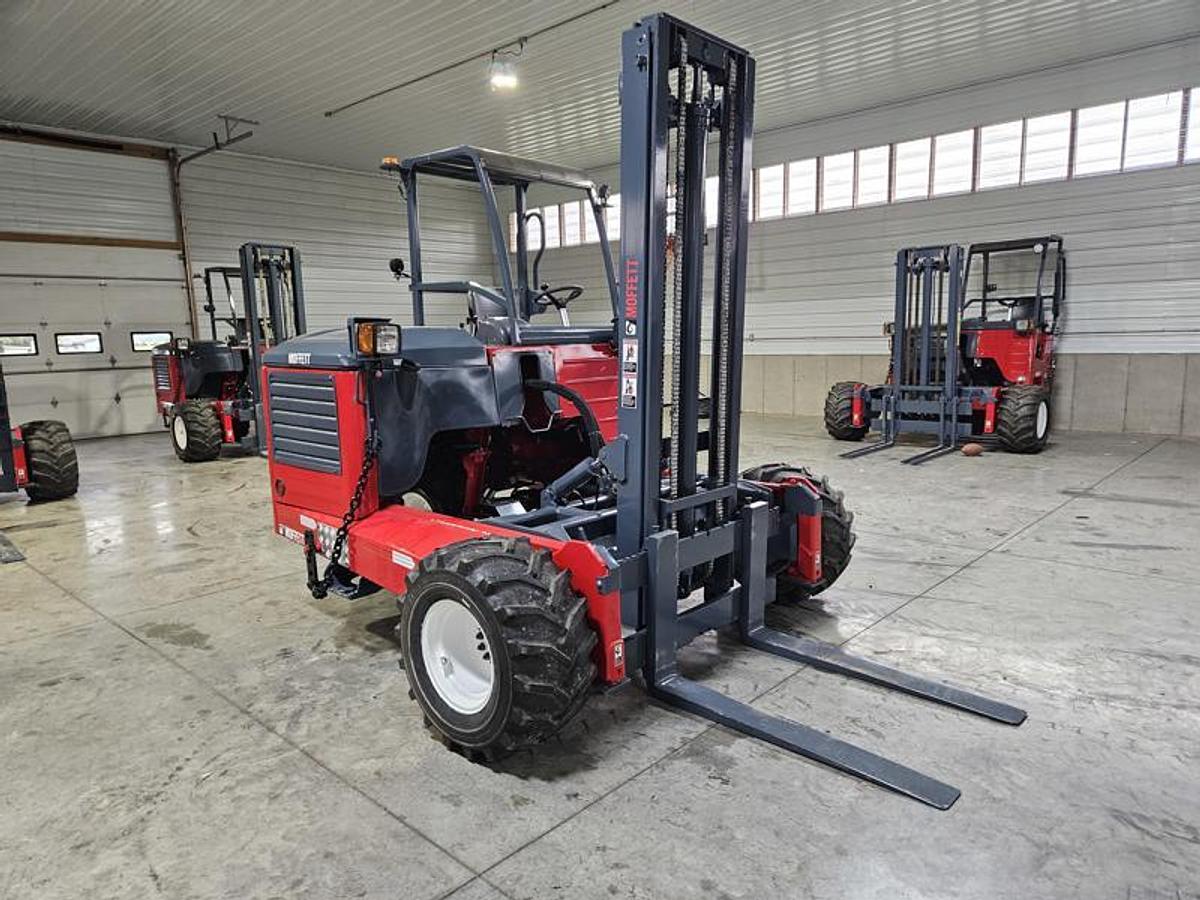 Used 2016 Moffett M8 70.3