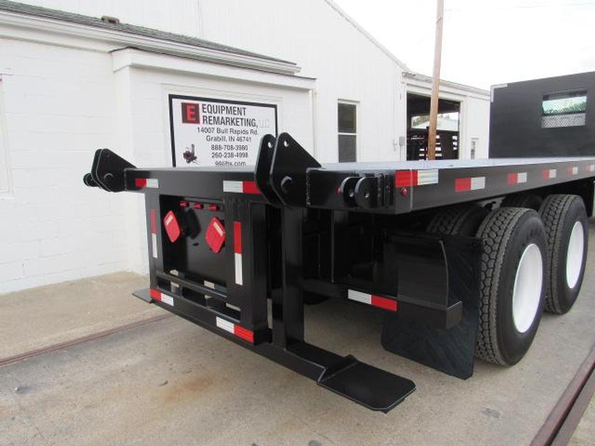 Used 2022 Freightliner M2 106