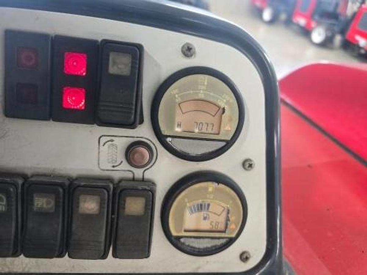 Used 2016 Moffett M8 55.4  4 Way