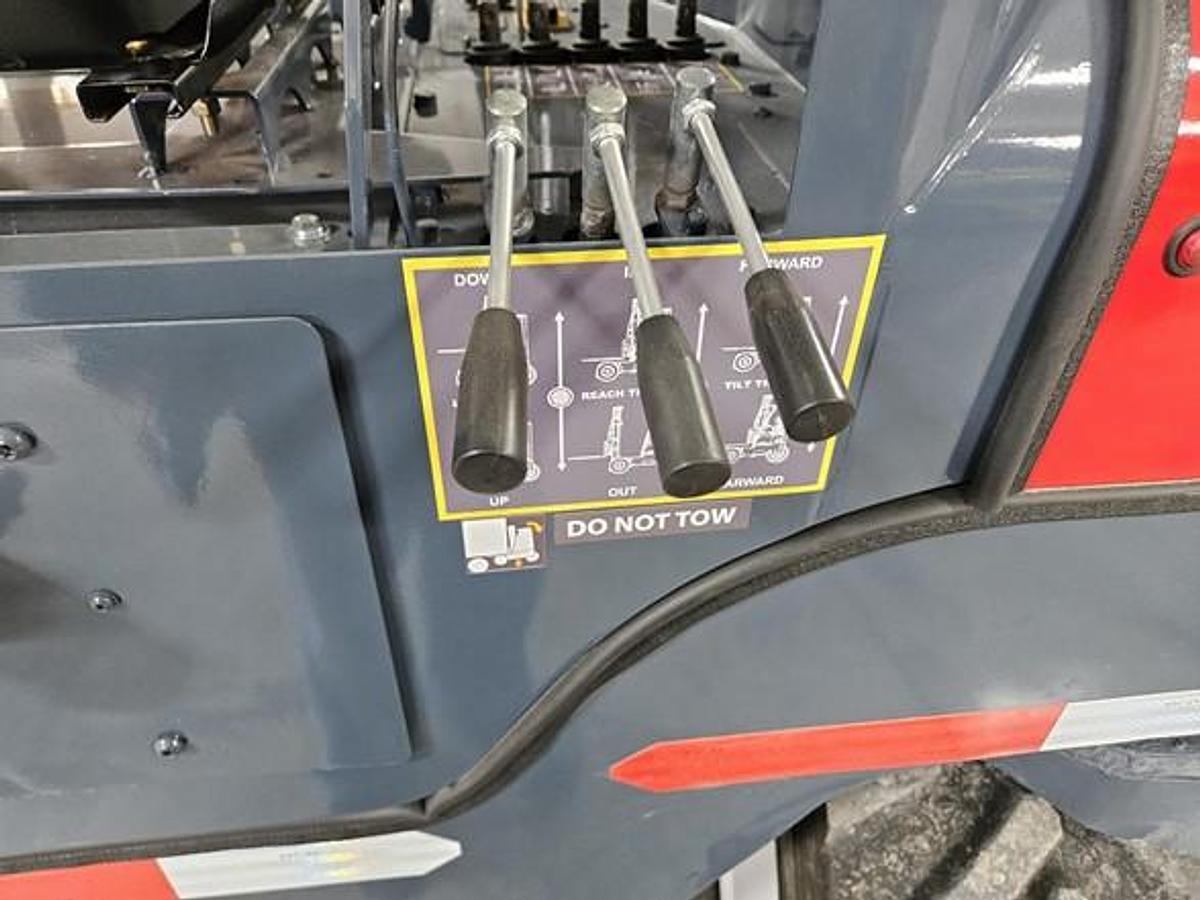 Used 2018 LOADMAC 825  2 Way Forklift w/Extended Reach