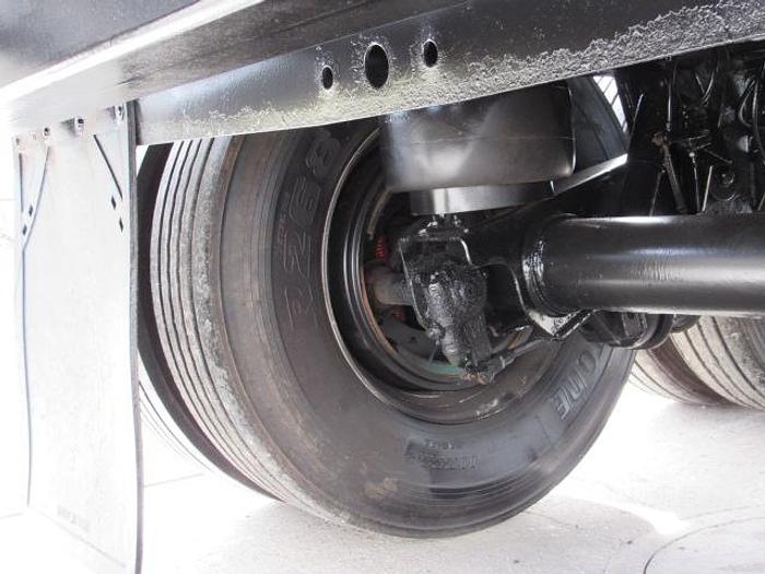 Used 2015 Great Dane Trailers 48' X 102" Flatbed Moffett Trailer