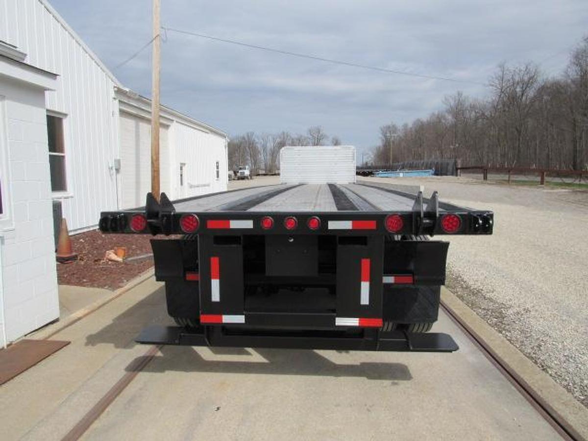 Used 2016 Utility 36' 6" X 102 Alum Combo Princeton/Moffett Trailer