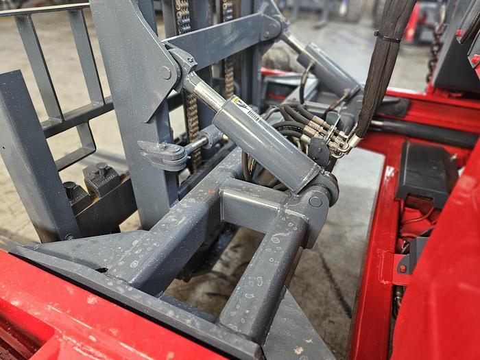 Used 2014 Moffett M55