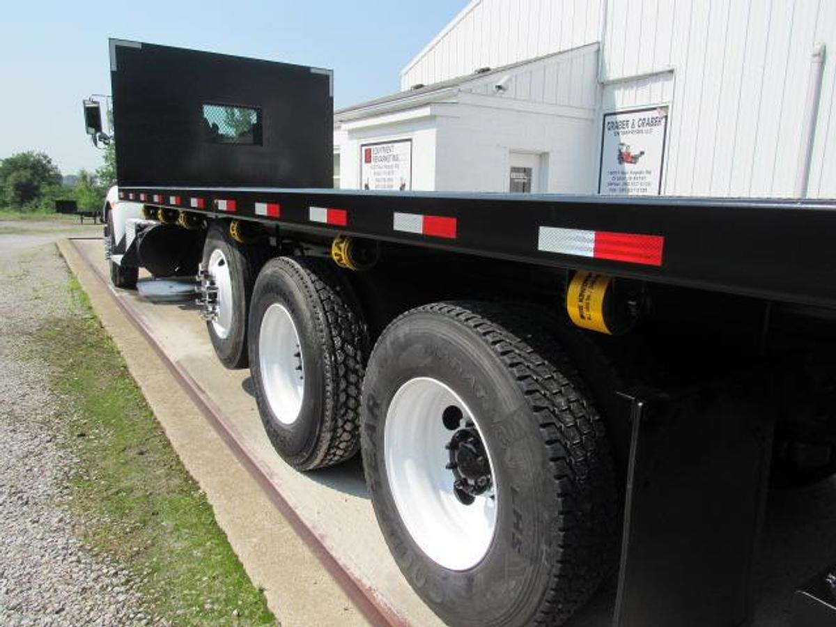 Used 2021 Kenworth T370 Flatbed Truck