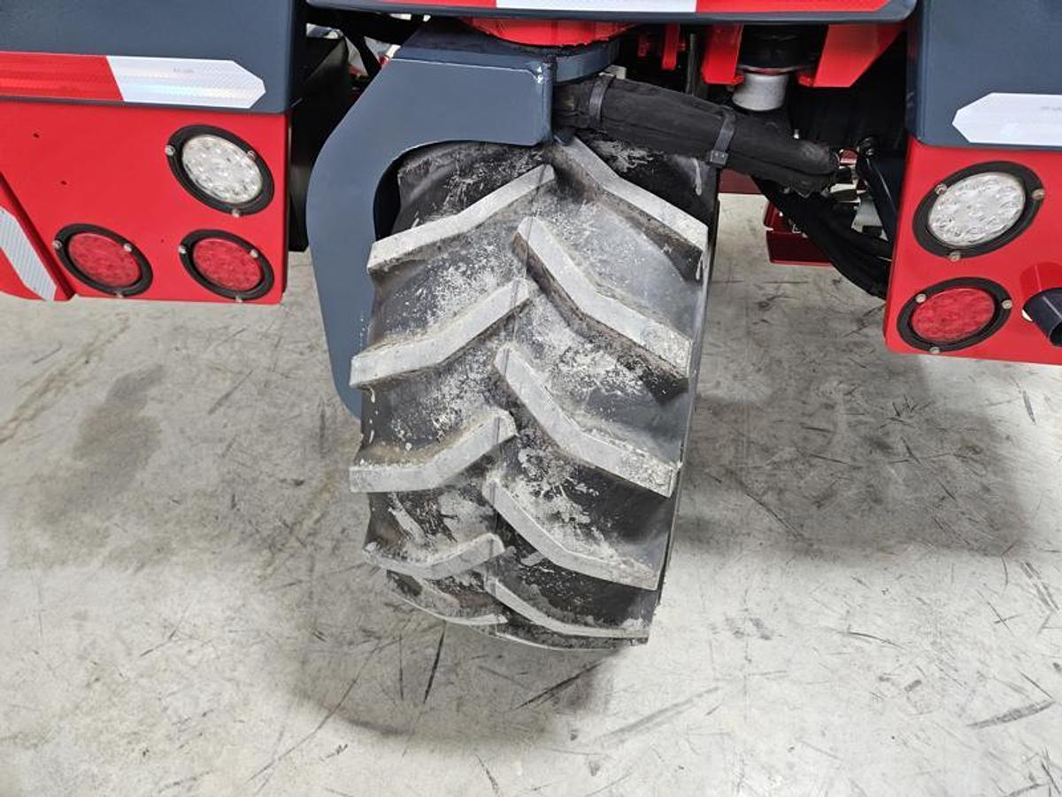 Used 2019  Moffett M5 50.4PNX  4 Way