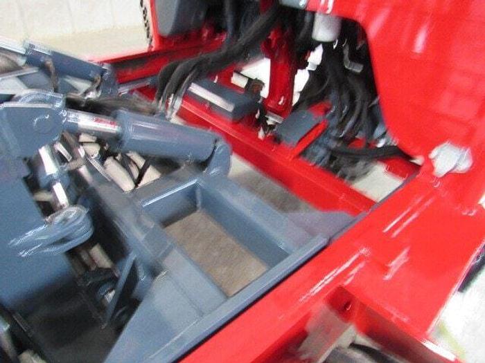 Used 2007 Moffett M50