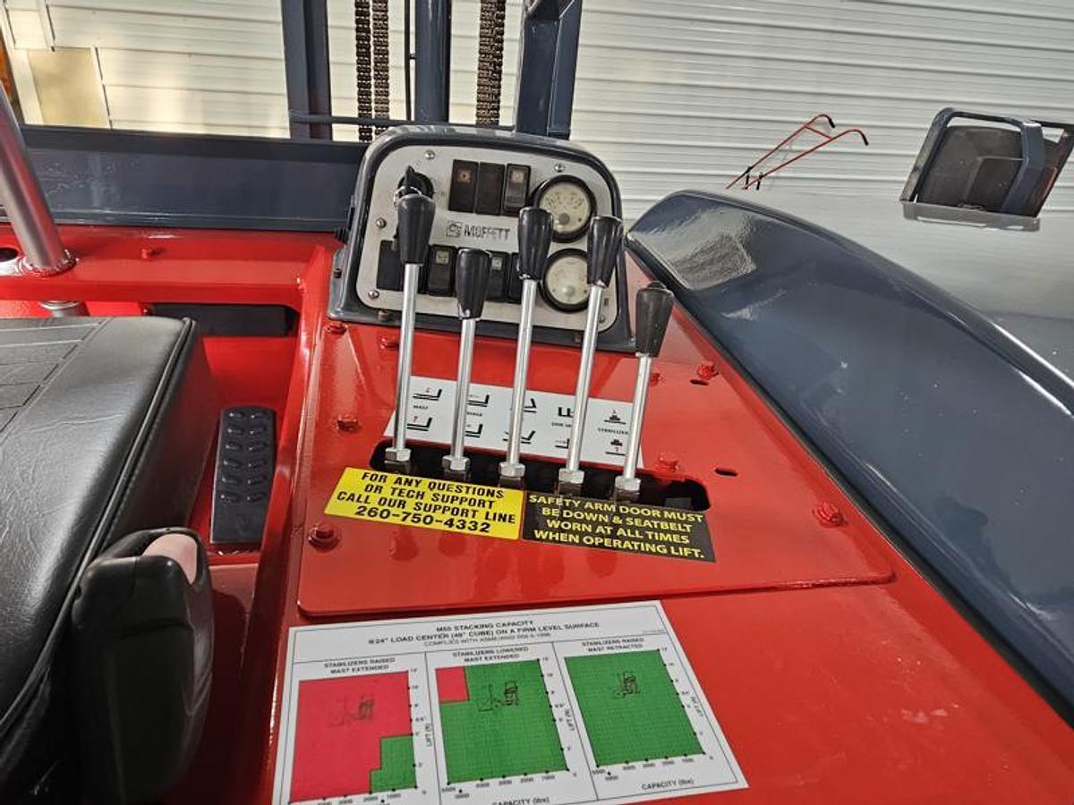 Used 2006 Moffett M 55