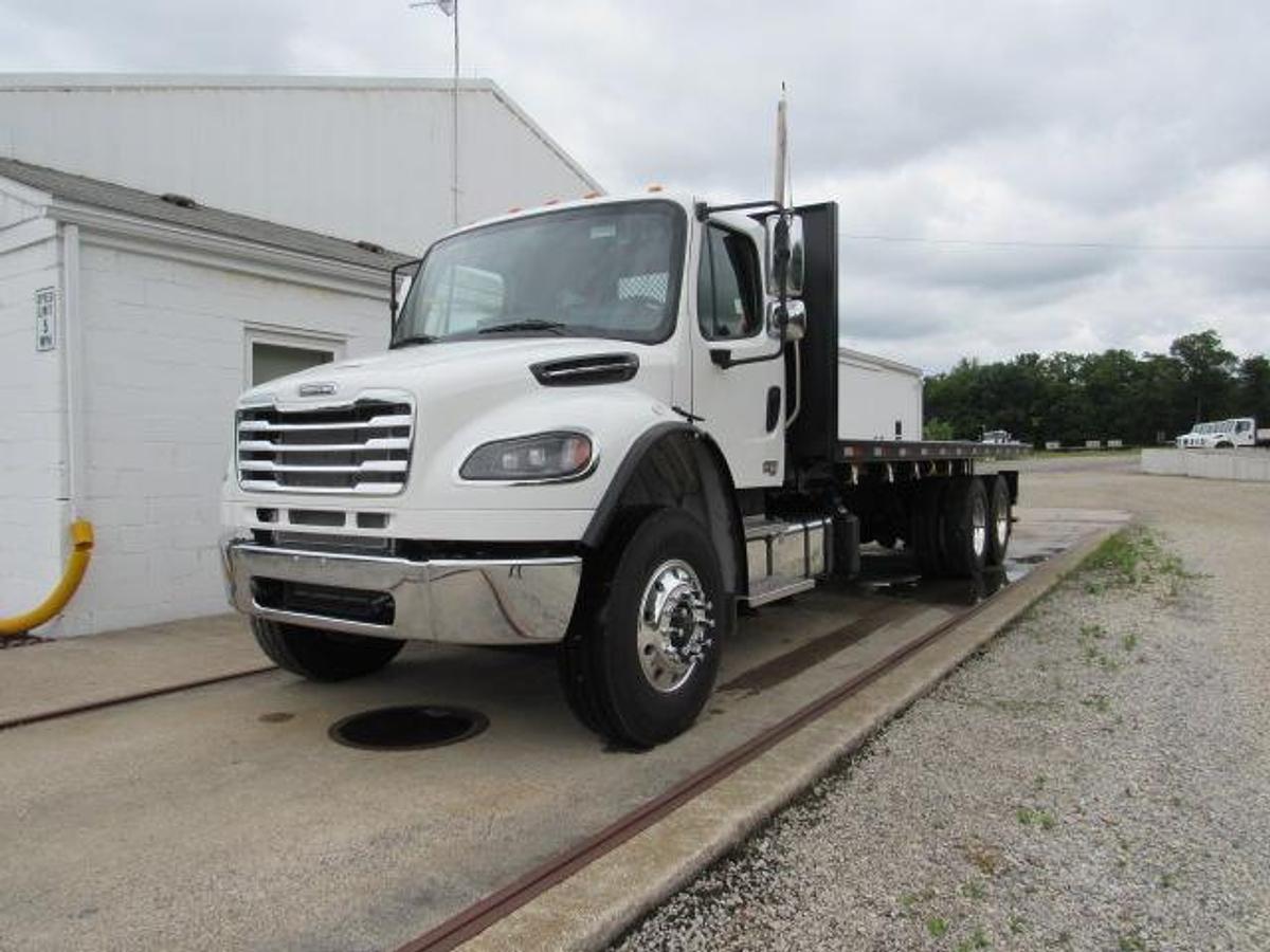Used 2027 Freightliner M2 106