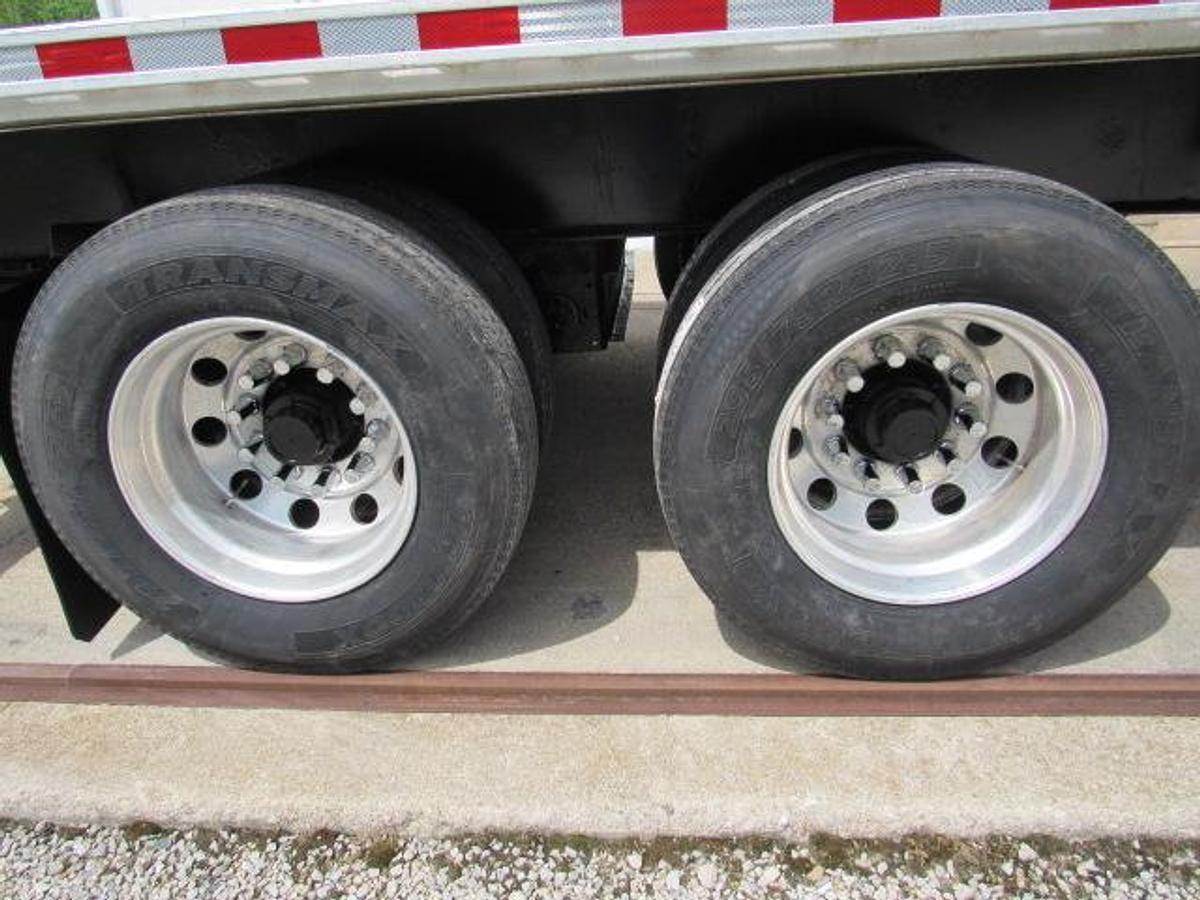 Used 2015 Fontaine 36' 6" X 102" Aluminum Combo Princeton/Moffett Trailer
