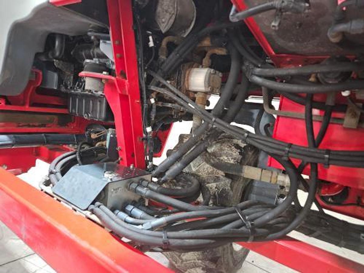 Used 2017 Moffett M8 55.4  4 Way