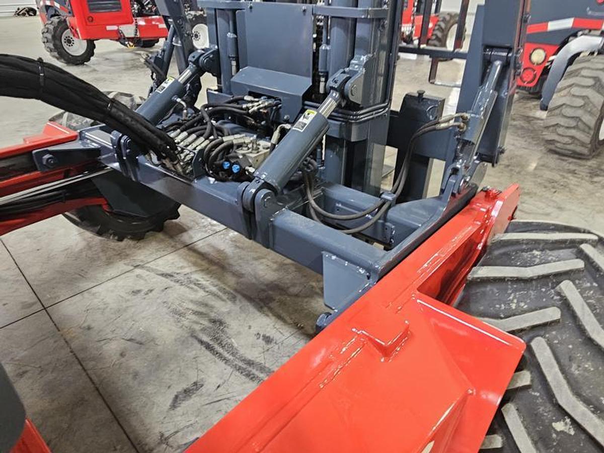 Used 2014  Moffett M 55.4  4 Way