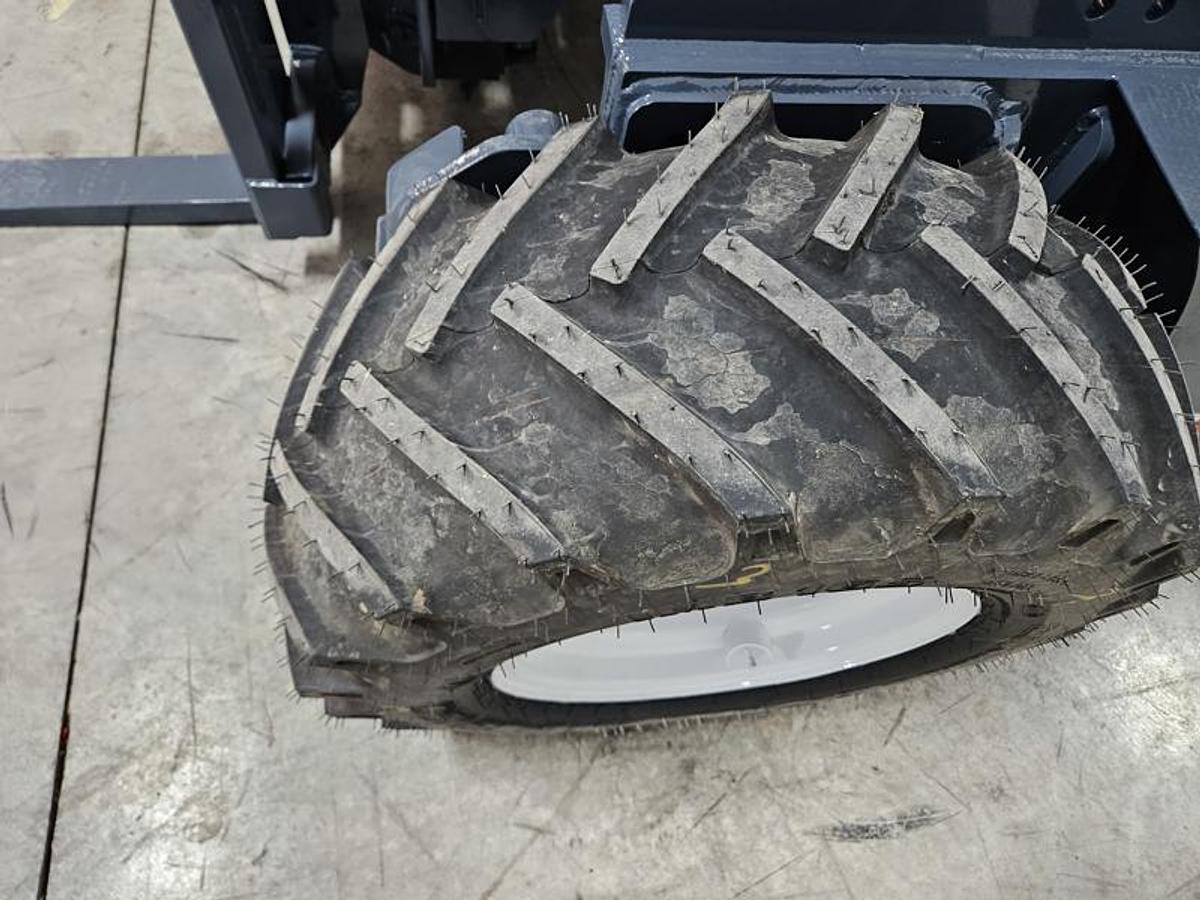 Used 2018 LOADMAC 825.4P   4 Way Forklift w/Extended Reach