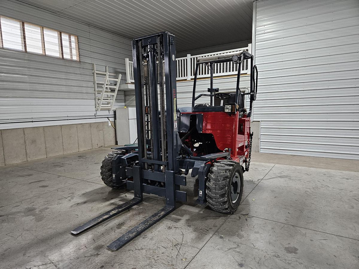 Used 2015 Moffett M8 55.4 4 Way