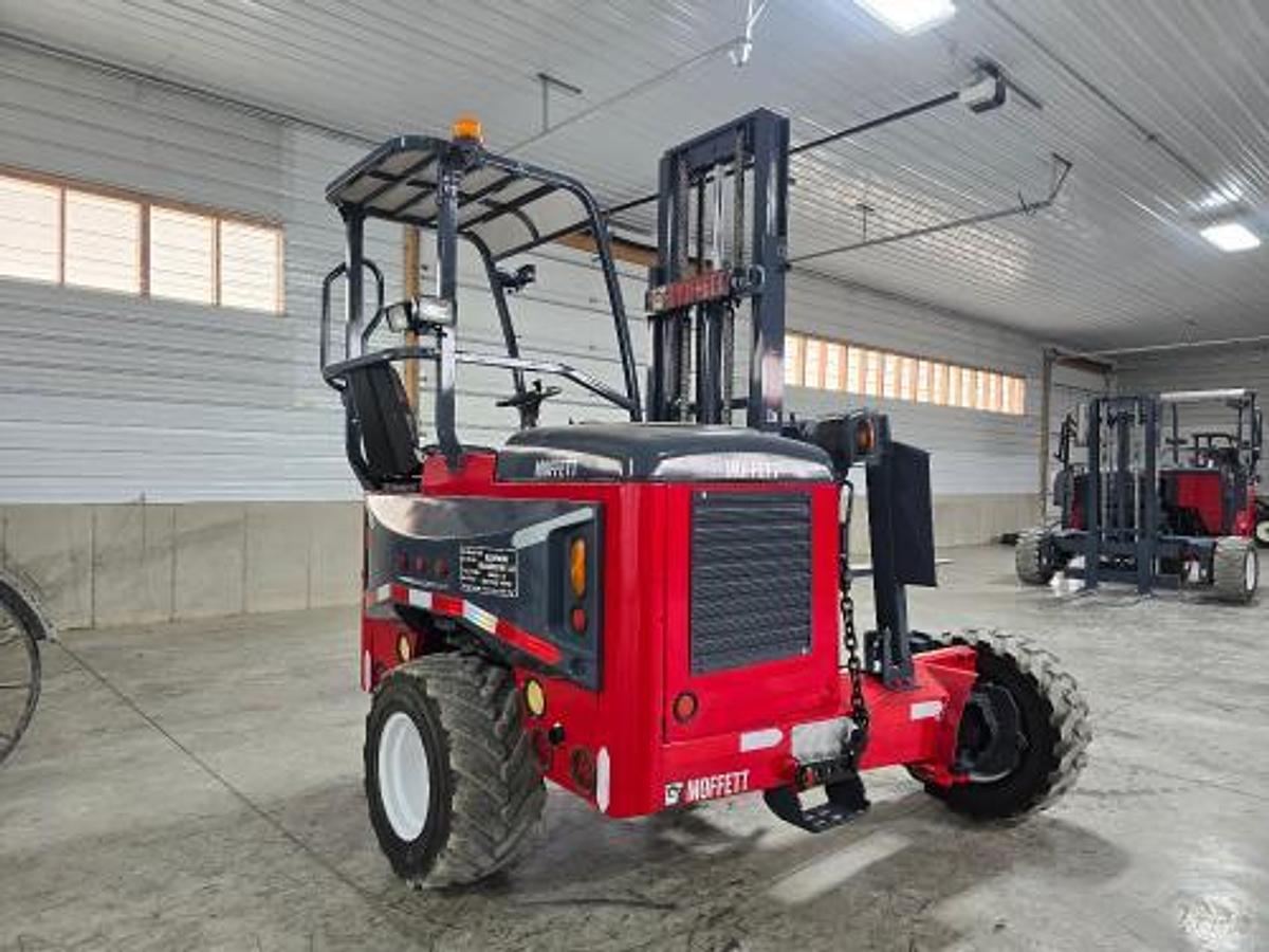 Used 2014 Moffett M55.4  4 Way