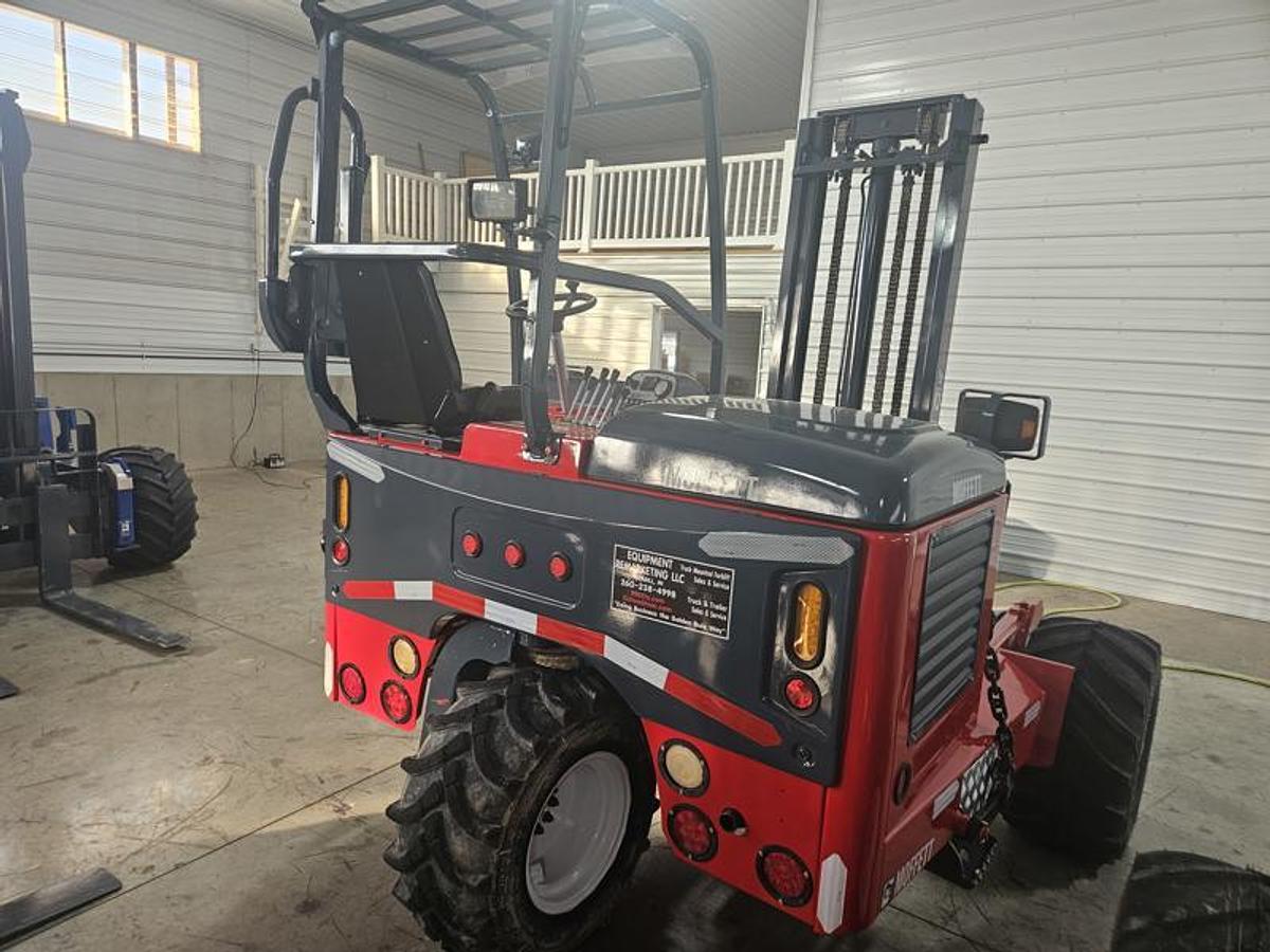 Used 2006 Moffett M 55