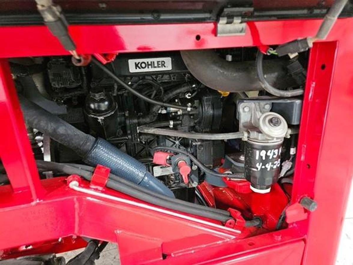 Used 2015 Moffett M8 55.3