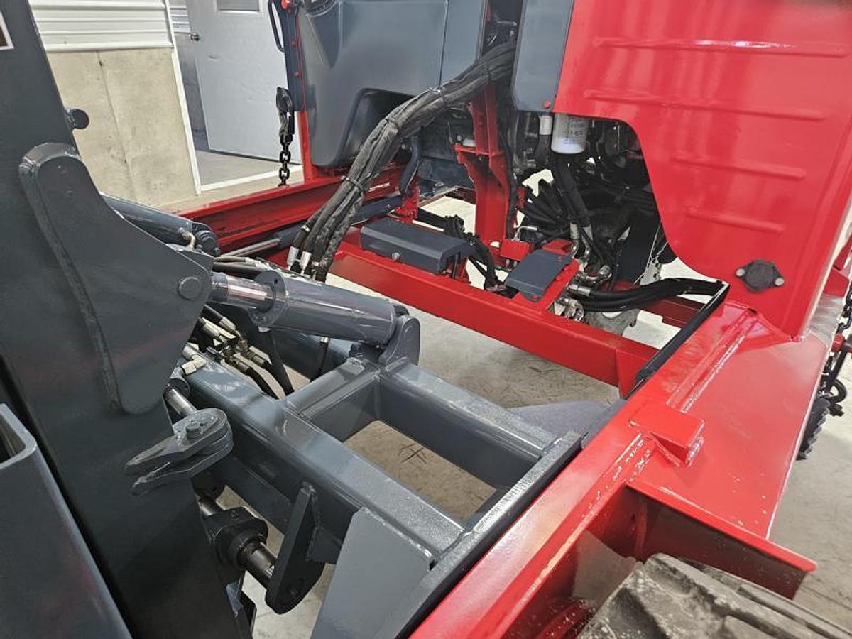 Used 2013 Moffett M70