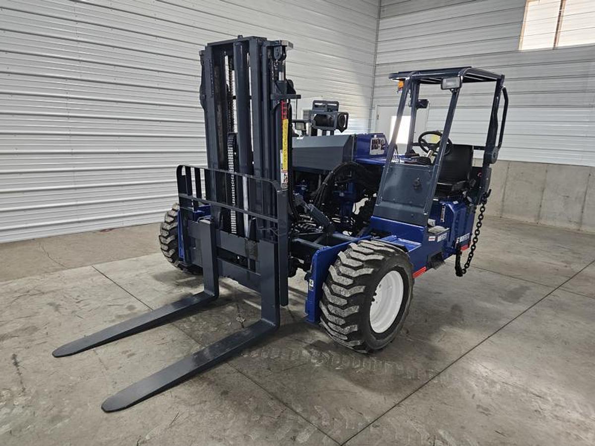 Used 2017 Moffett M8 55.3LP