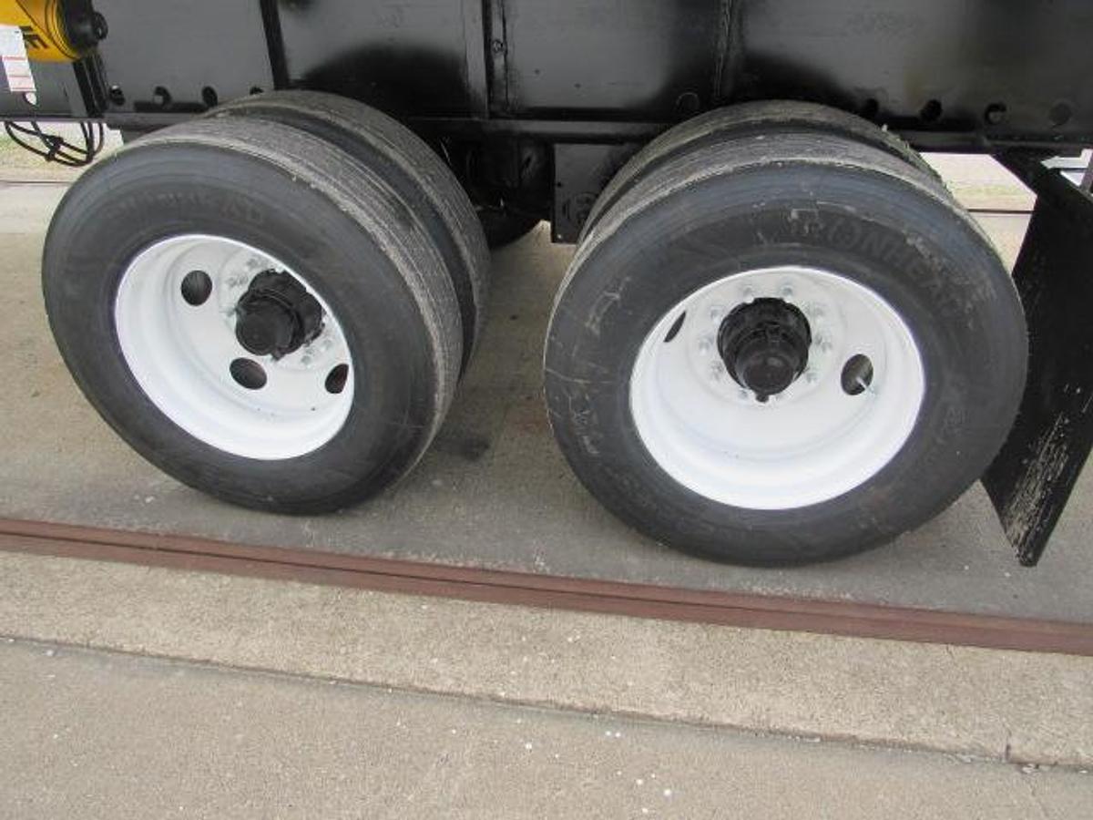 Used 2018 Utility 45' X 102 Princeton/Moffett Trailer