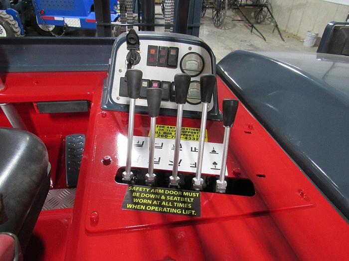 Used 2014 Moffett M55