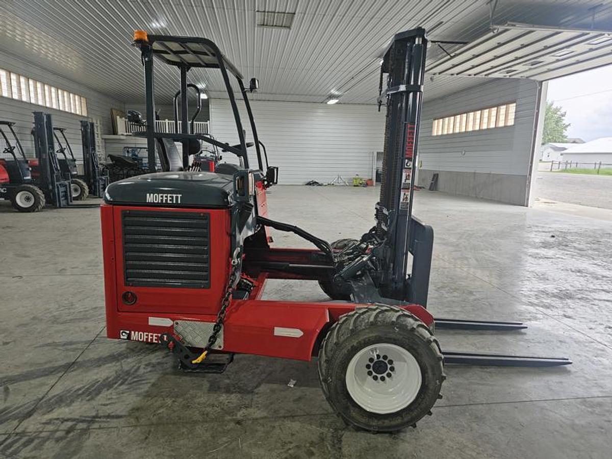 Used 2015 Moffett M5 50.3