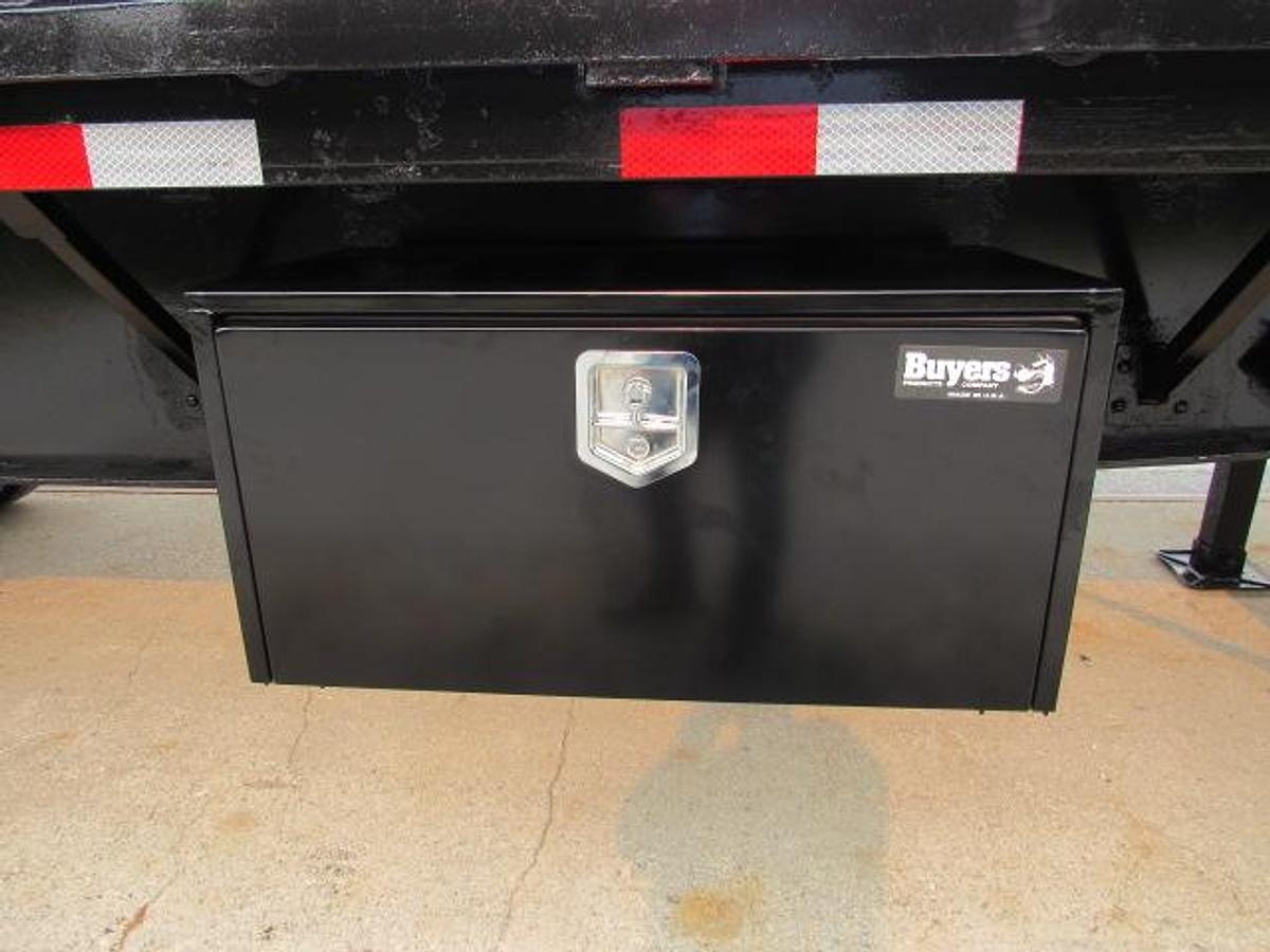 Used 2015 Great Dane Trailers  36' 6" X 102" Flatbed Moffett Trailer