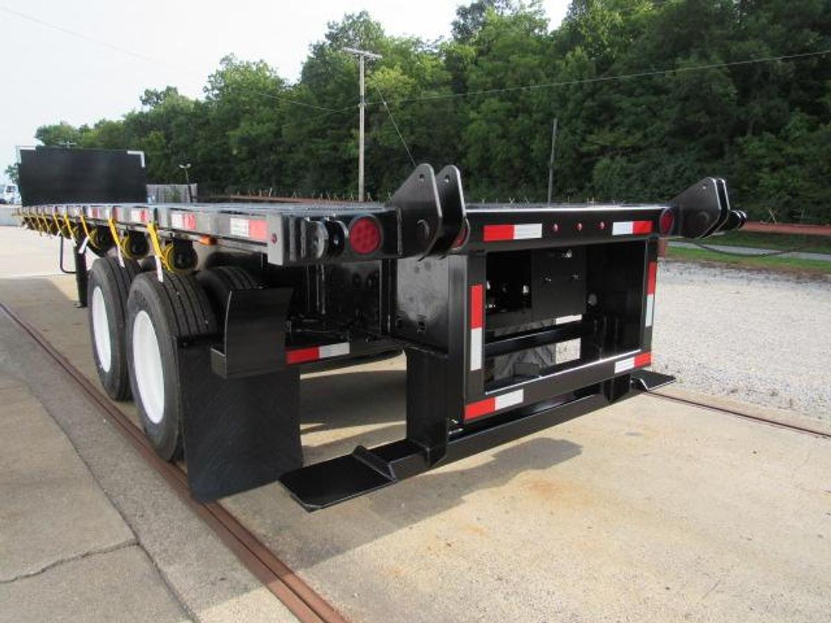 Used 2015 Utility 36 6 X 102 Moffett Trailer