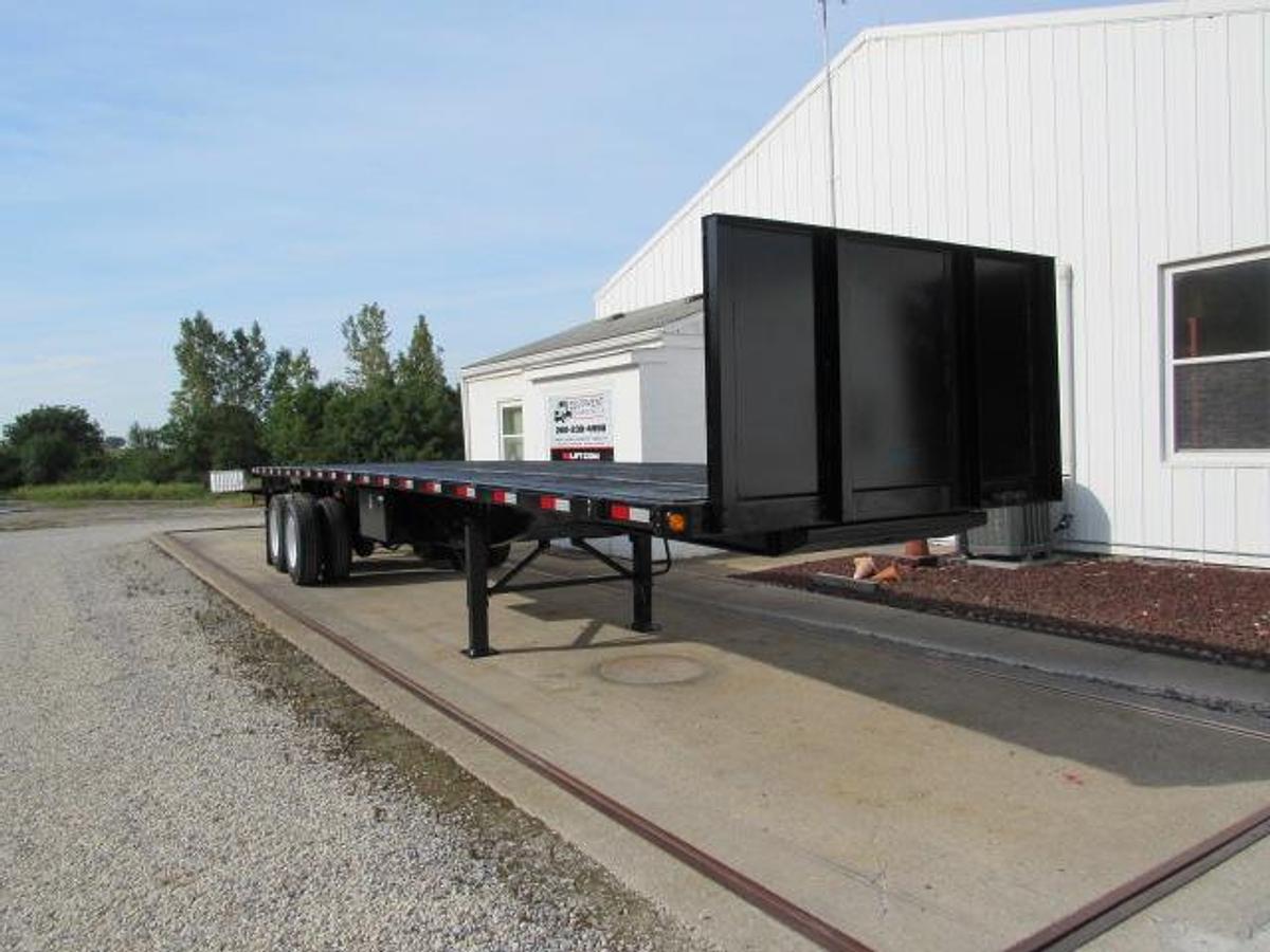 Used 2015 Utility 36 6 X 102 Moffett Trailer