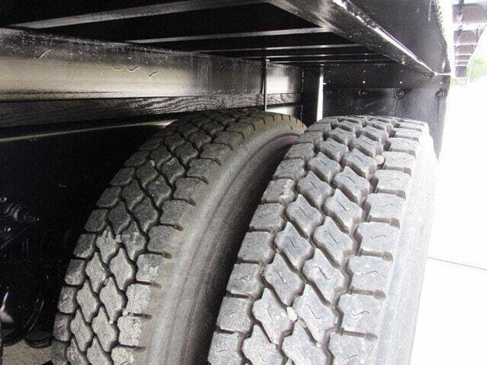 Used 2014 International DuraStar 4400