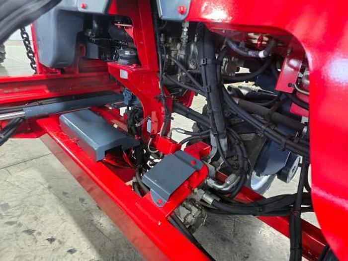 Used 2015 Moffett M8 55.4  4 Way