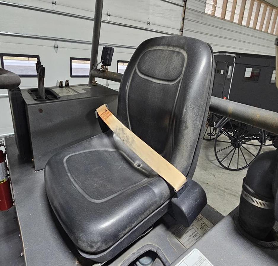 Used 2015 Navigator RT-5500 Truck Mounted Forklift