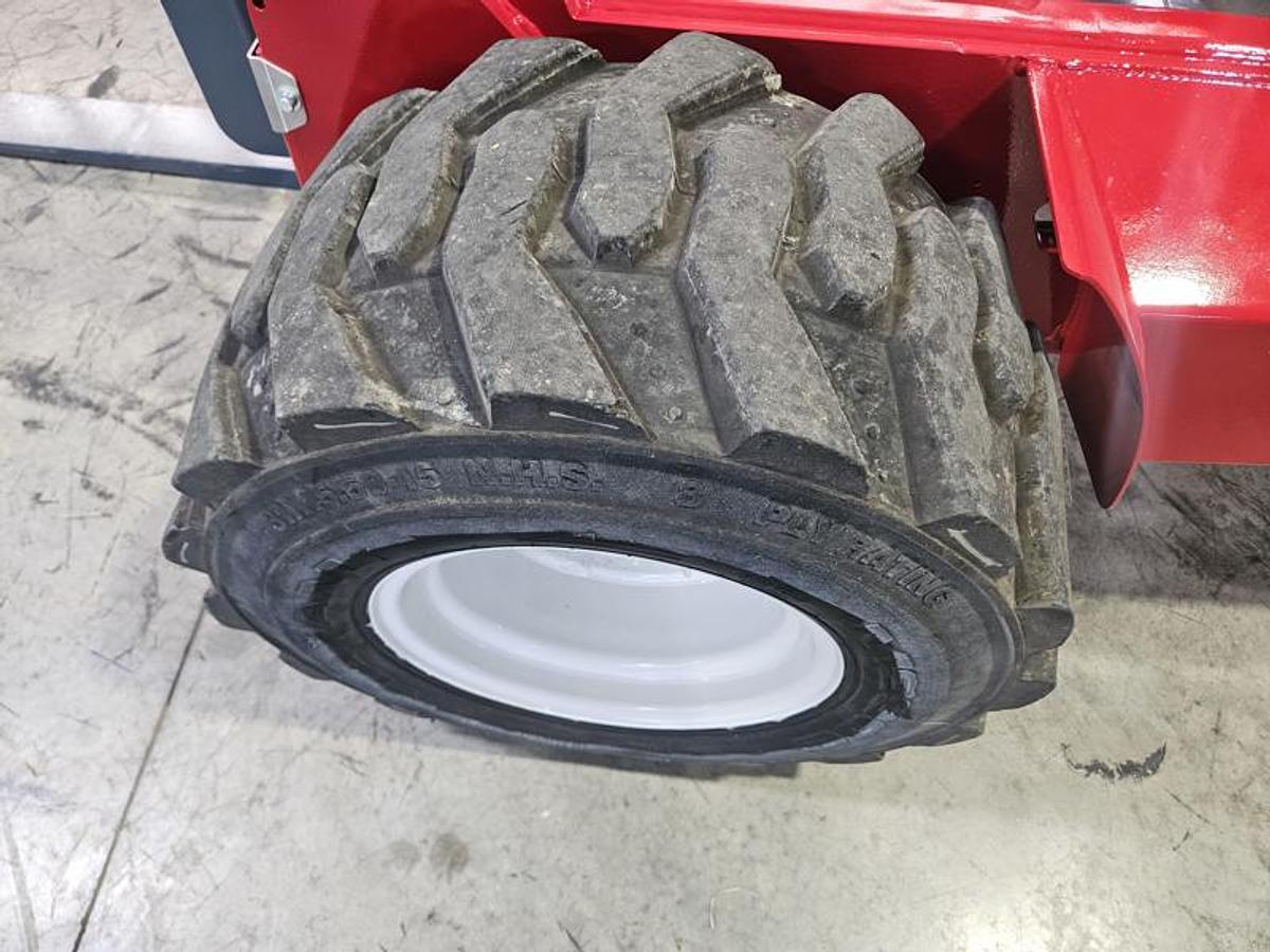 Used 2010 Moffett M55P with Extended Reach