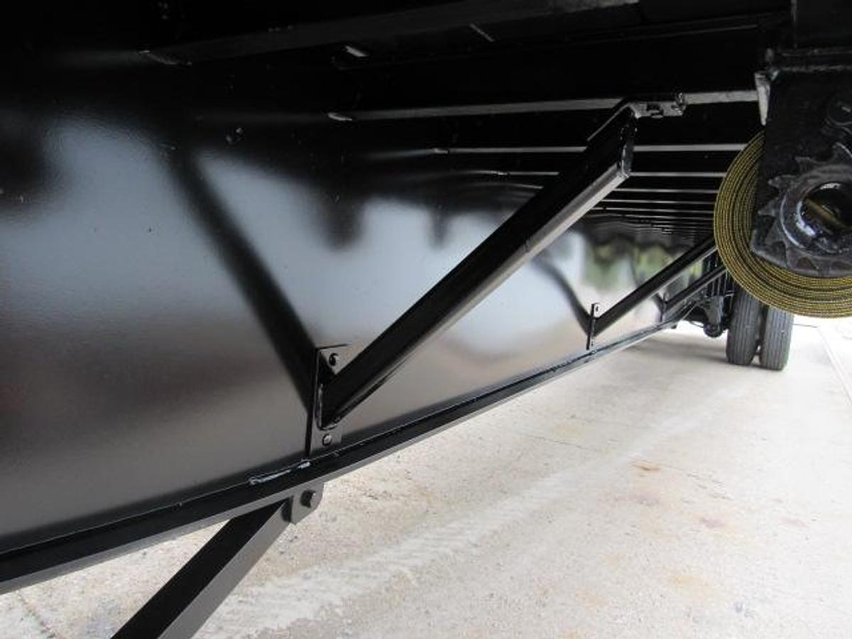 Used 2015 Utility 48' X 102 Princeton/Moffett Trailer