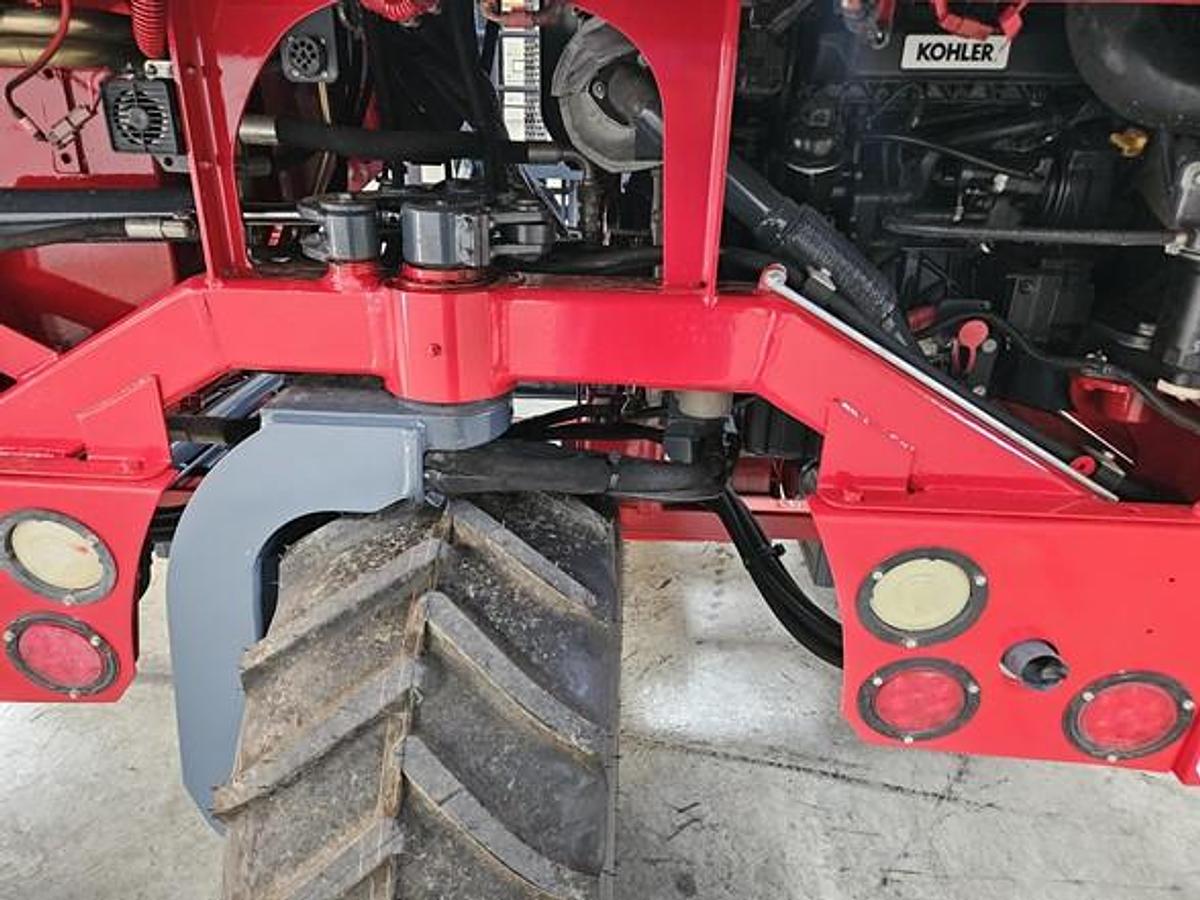 Used 2015 Moffett M8 55.3