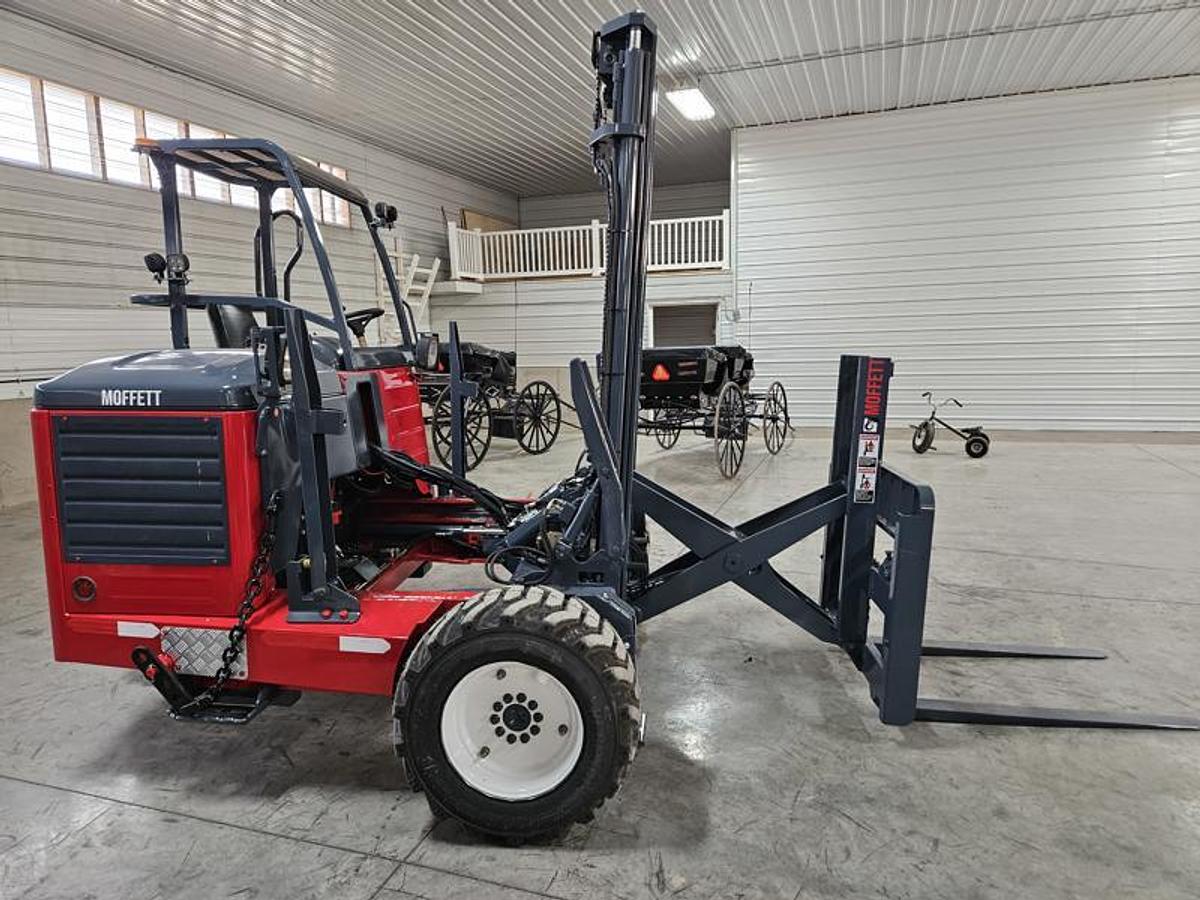 Used 2019  Moffett M5 50.4PNX  4 Way