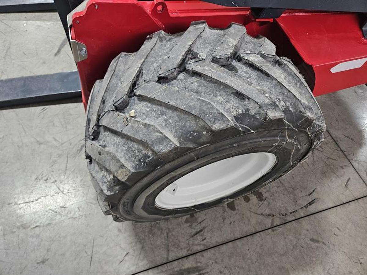 Used 2007 Moffett M 80BC