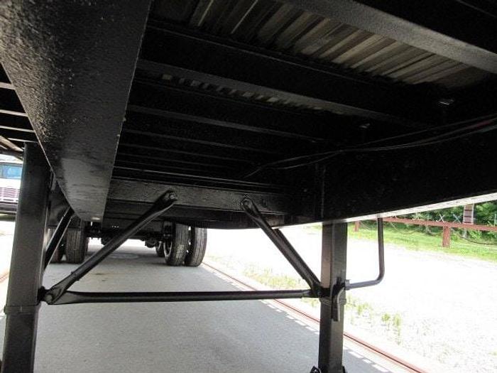 Used 2011 Great Dane Trailers 36' 6" X 102" Flatbed Moffett Trailer