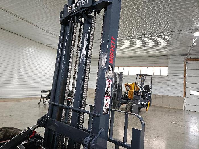 Used 2018 Moffett M8 55.3