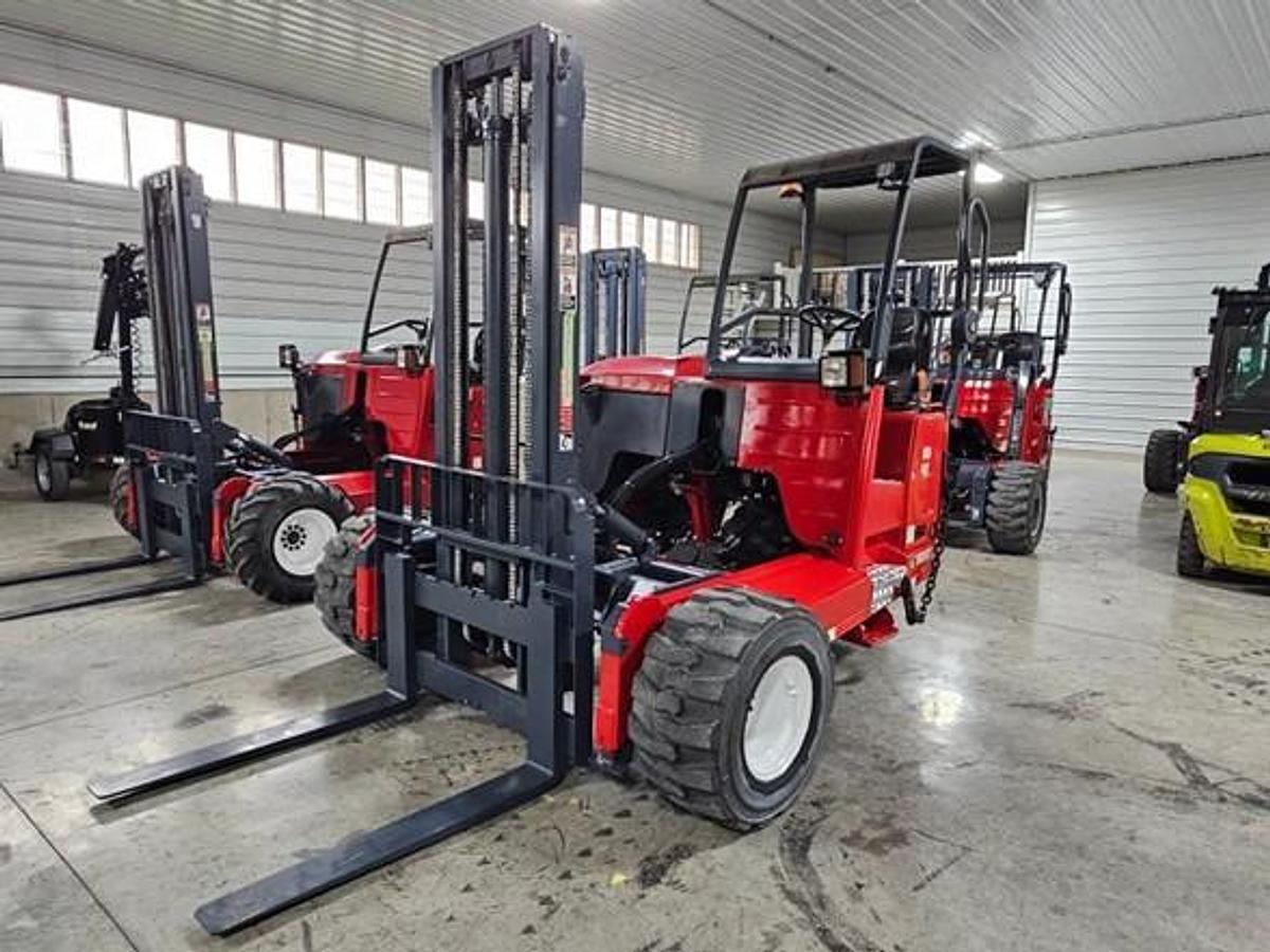 Used 2015 Moffett M8 55.4  4 Way