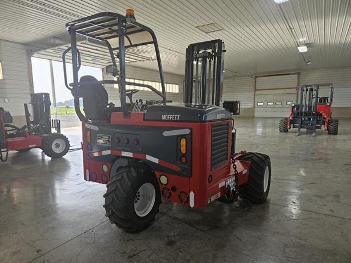 Used 2015 Moffett M8 55.3