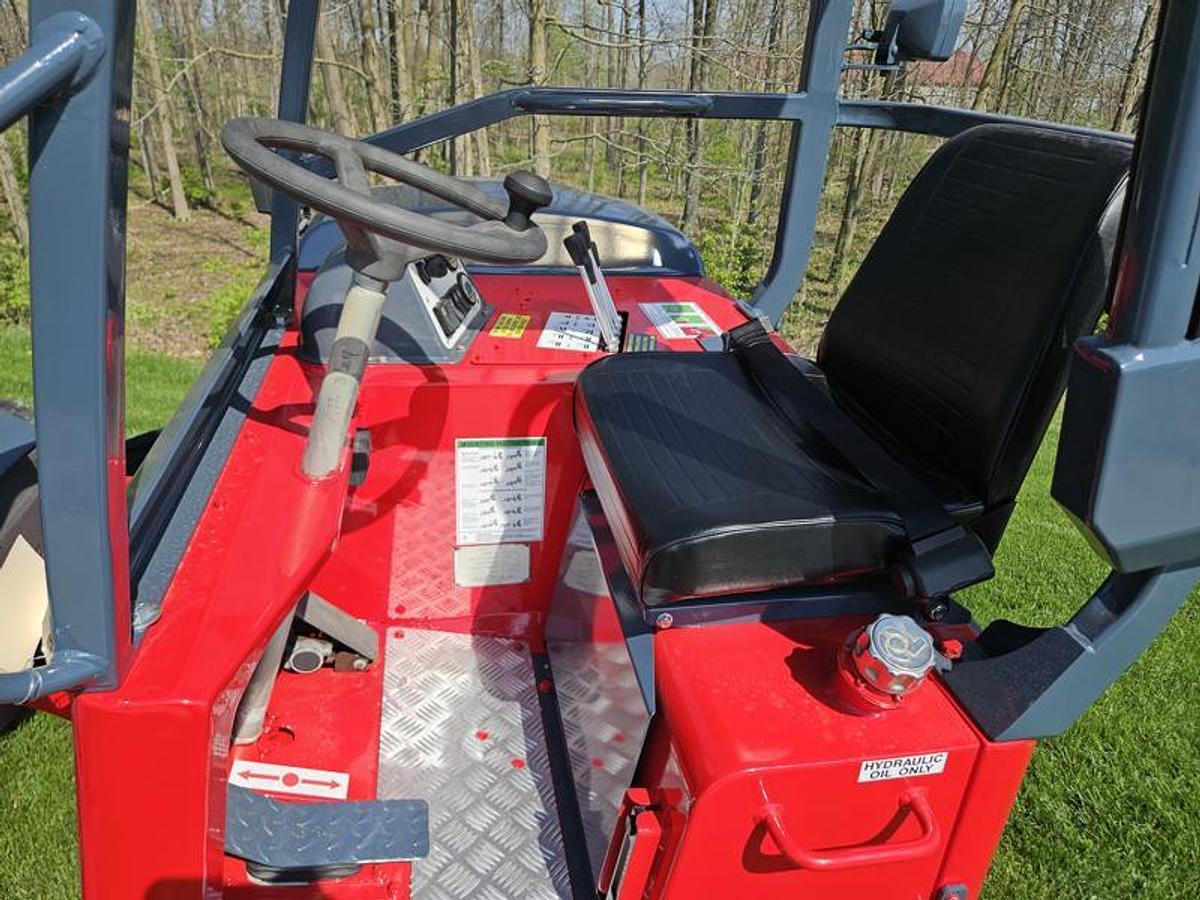 Used 2014 Moffett M70