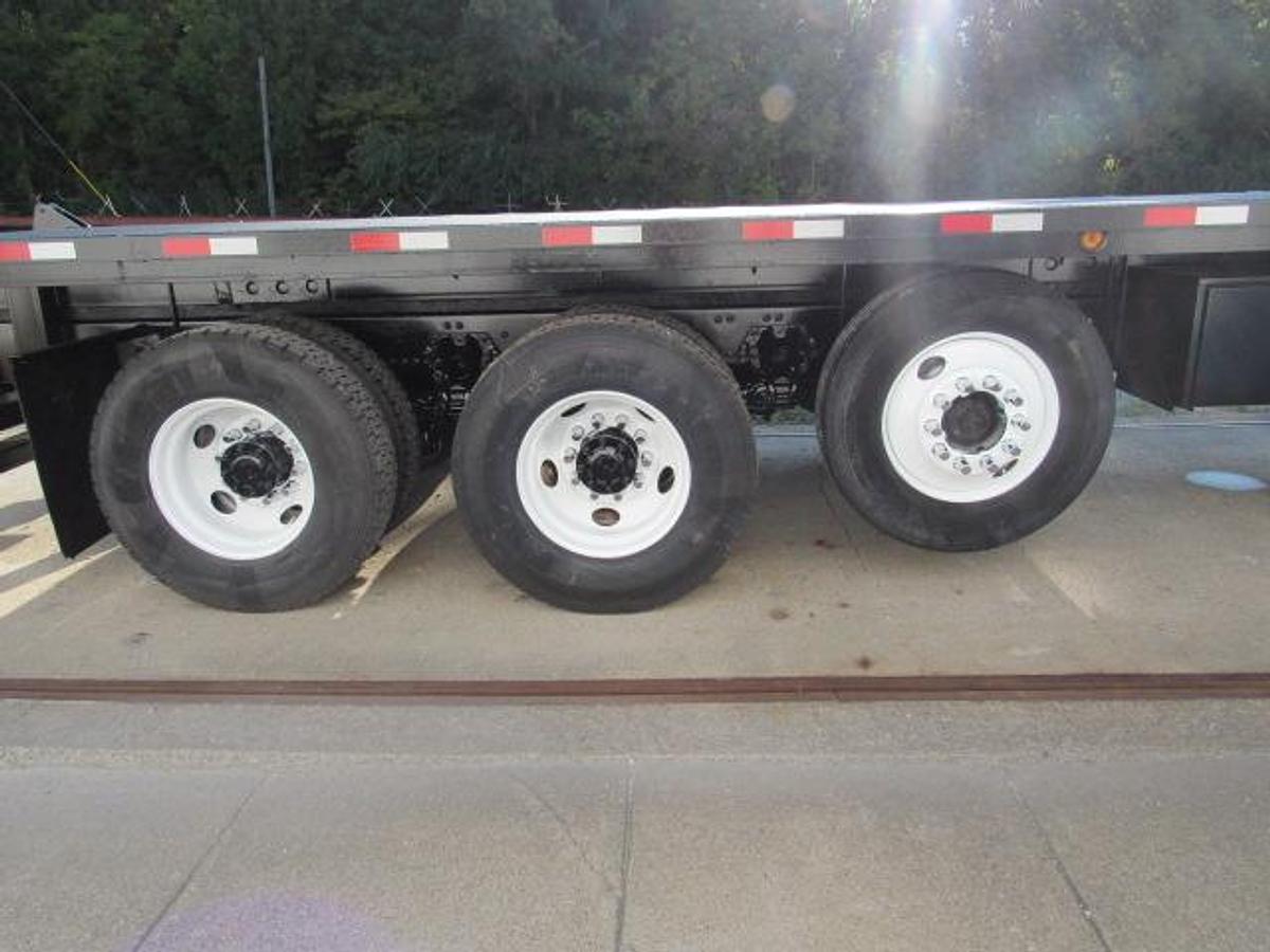 Used 2021 Kenworth T370 Flatbed Truck